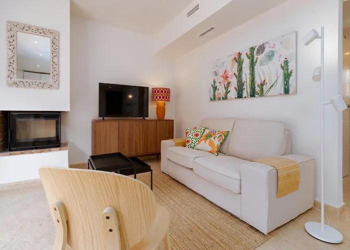 Appartement With Parking Space *